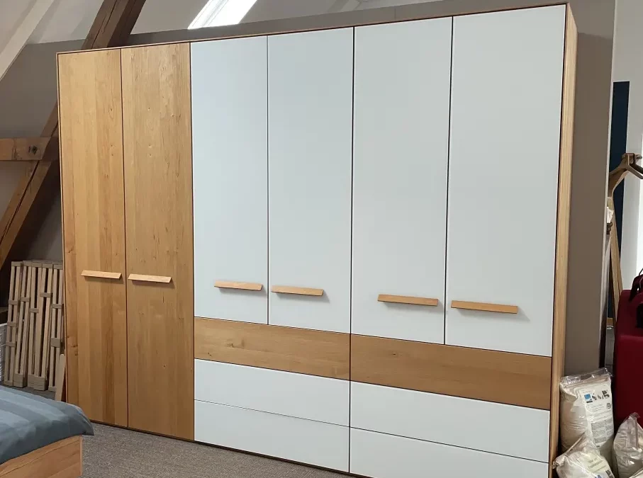 Kleiderschrank soft