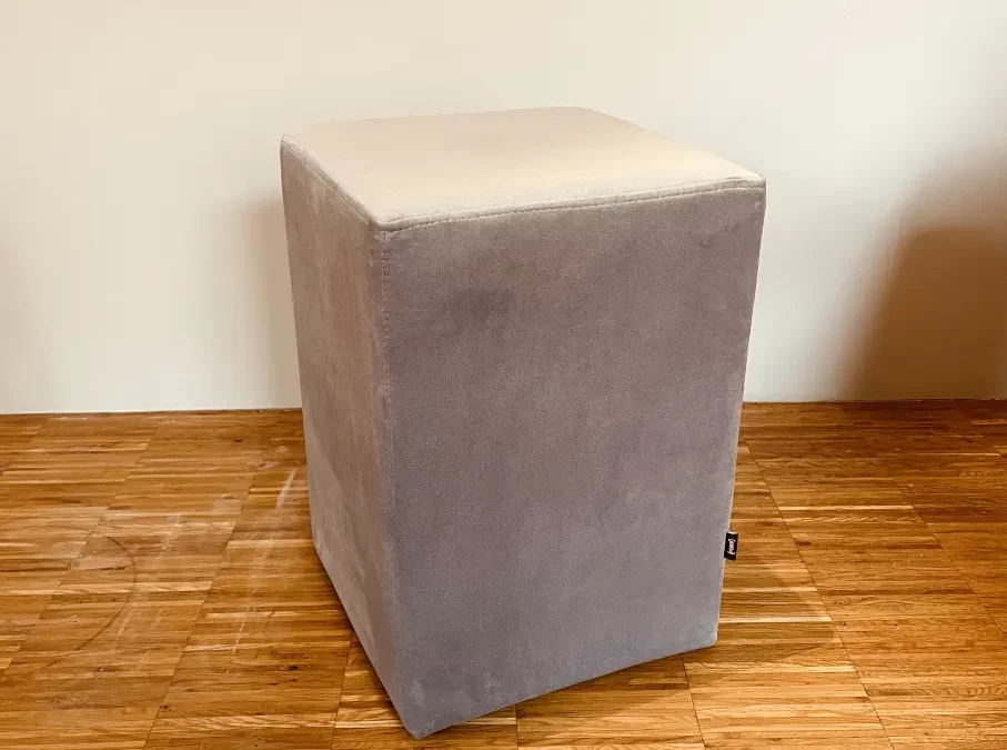 POMP Hocker